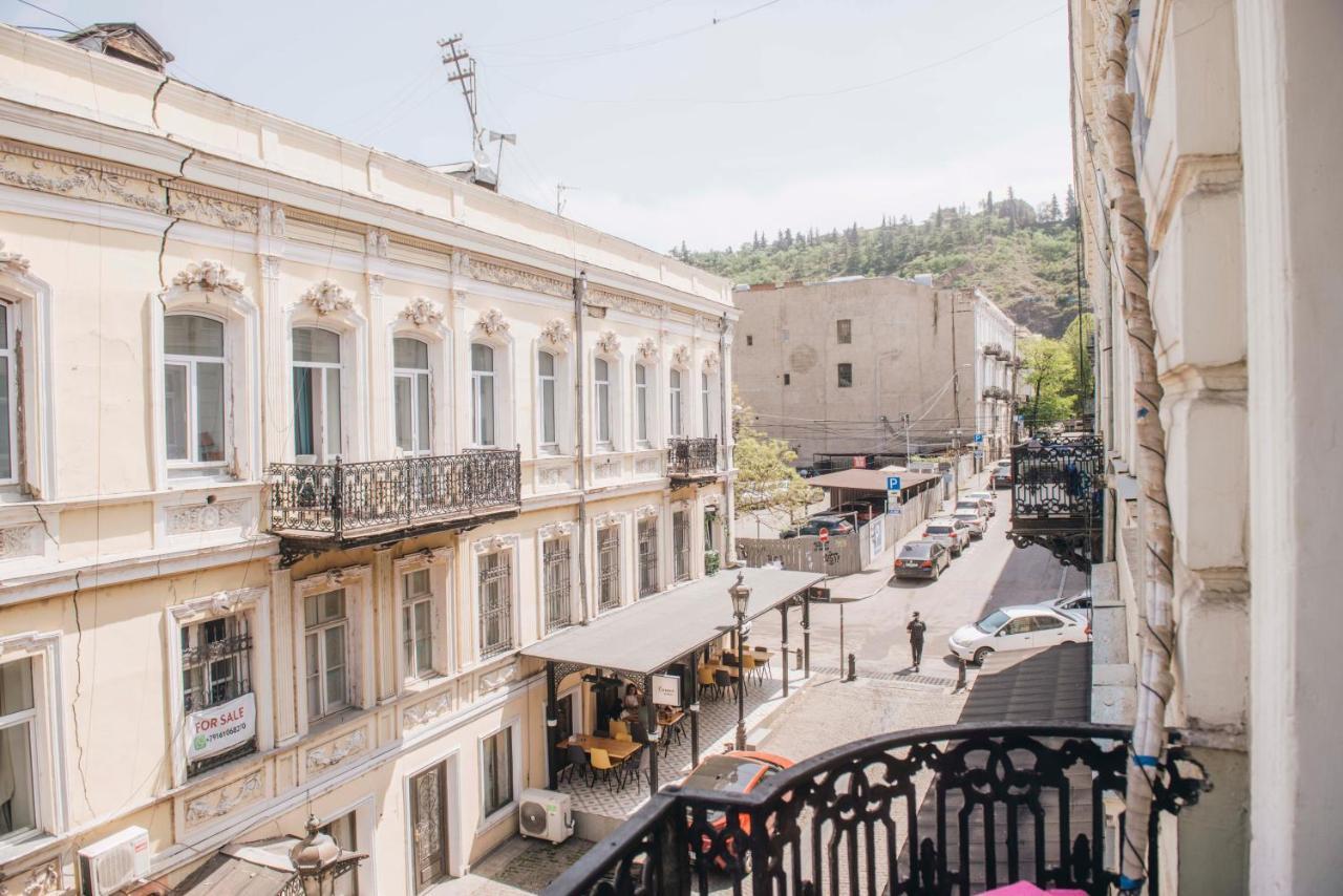 Heart Of Downtown Freedom Square Appartement Tbilisi Buitenkant foto